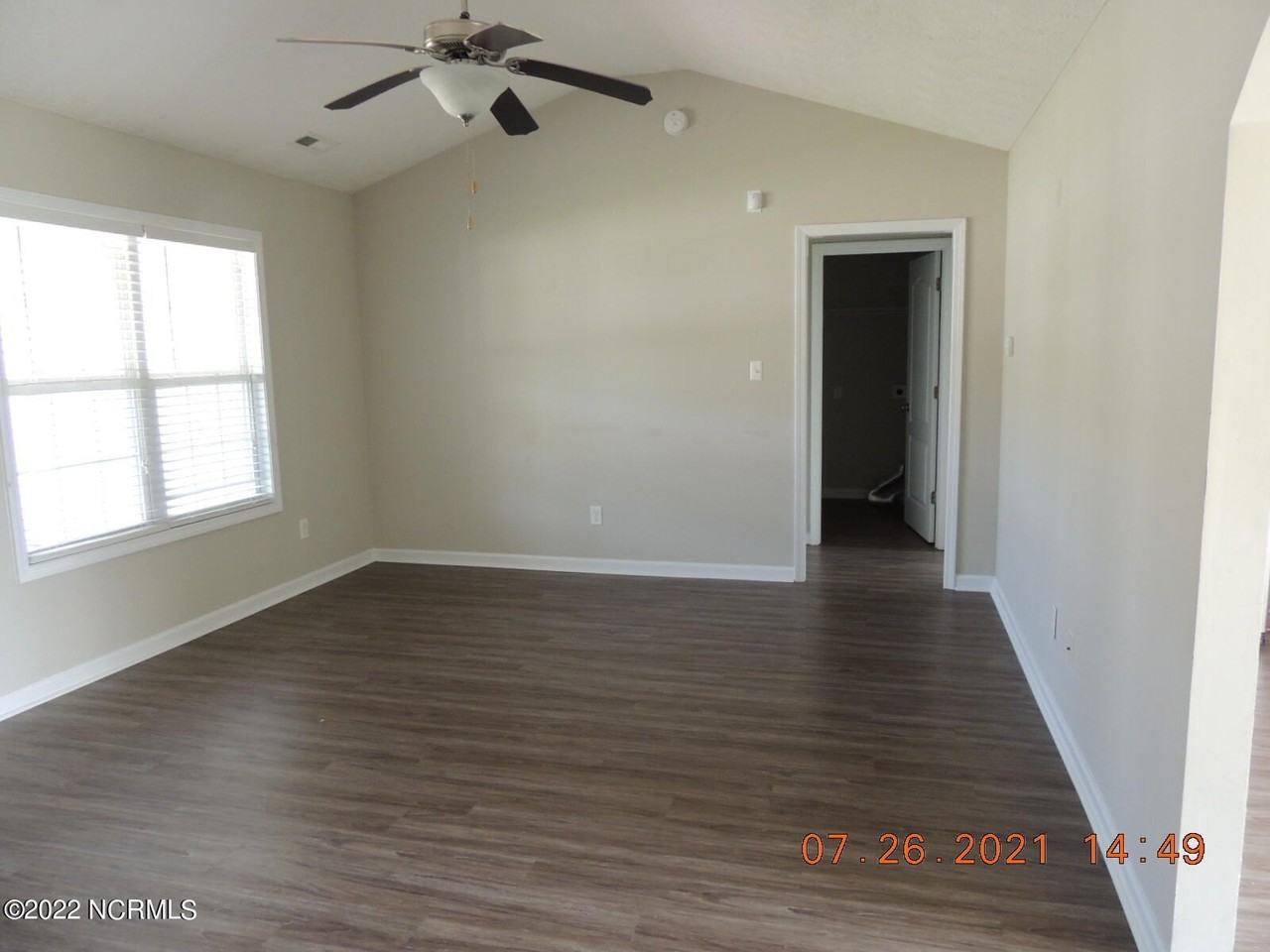 373 Sonoma Rd - Photo 3 of 35