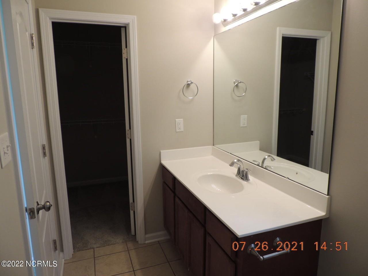 373 Sonoma Rd - Photo 7 of 35
