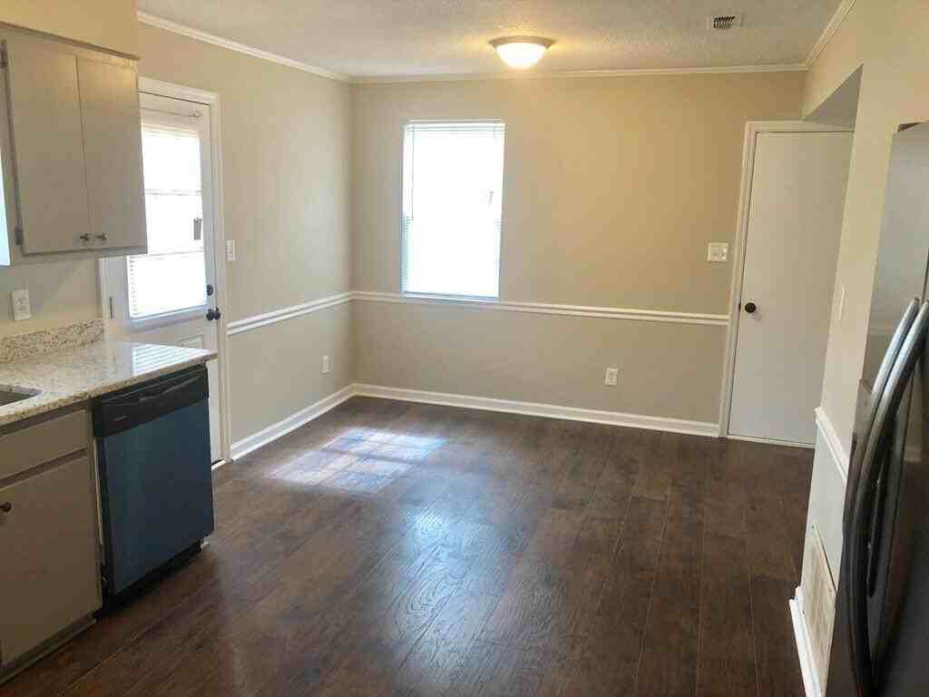 350 Candlewood Dr - Photo 7 of 22