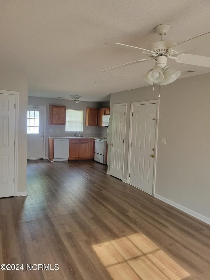 1500 Hammock Ln #3 - Photo 3 of 16