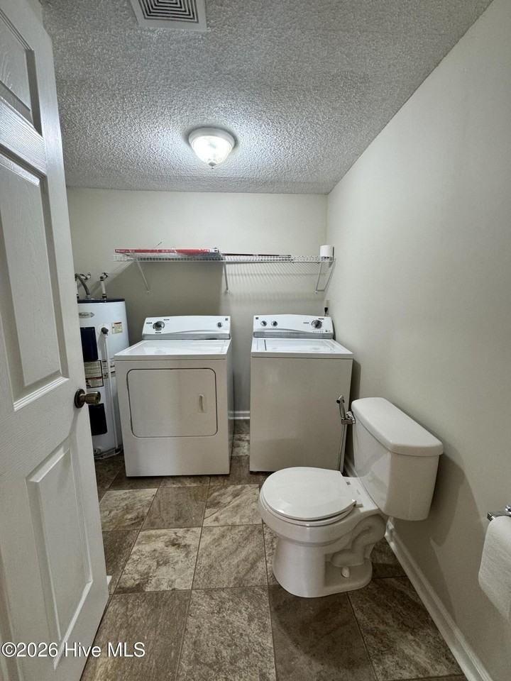 1103 Onslow Pines Rd - Photo 5 of 20