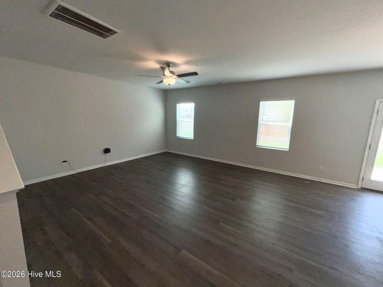 503 Sandy Hollow Dr - Photo 2 of 37