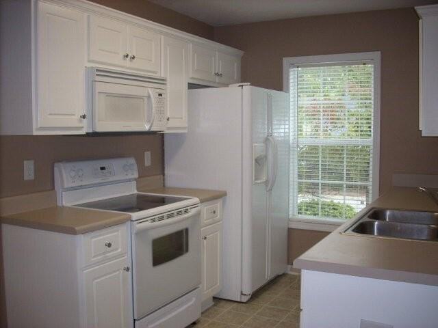 7032 Reagan Cir - Photo 3 of 7