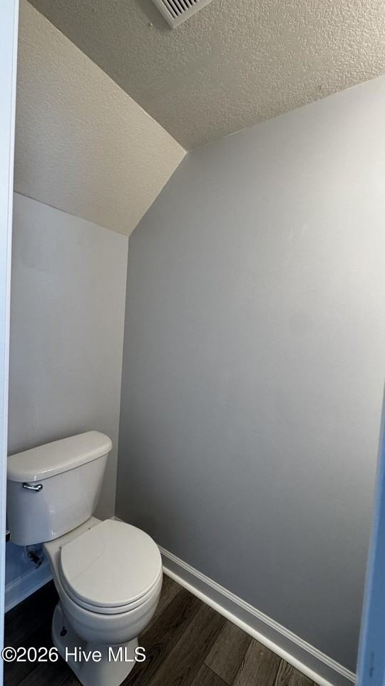 101 Bridgewood Dr - Photo 5 of 13