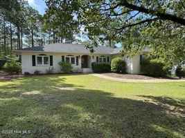 featured image of 10 Brunswick Ln