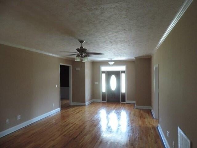 1476 Knob Hill Cir - Photo 2 of 48