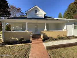 featured image of 789 Main St #C