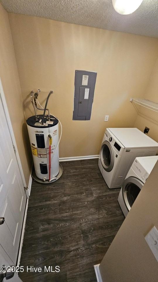 573 Corbin St - Photo 3 of 13