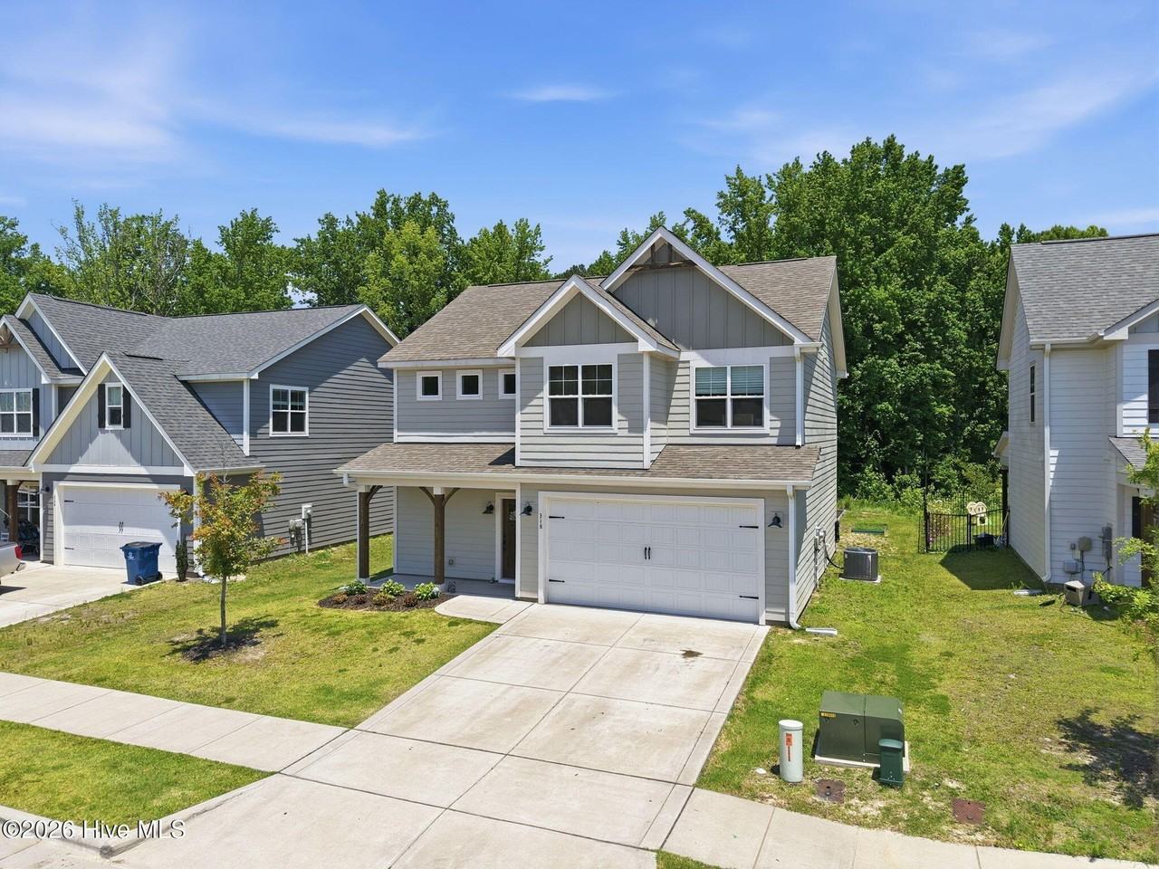 318 Dunston Rd - Photo 5 of 50
