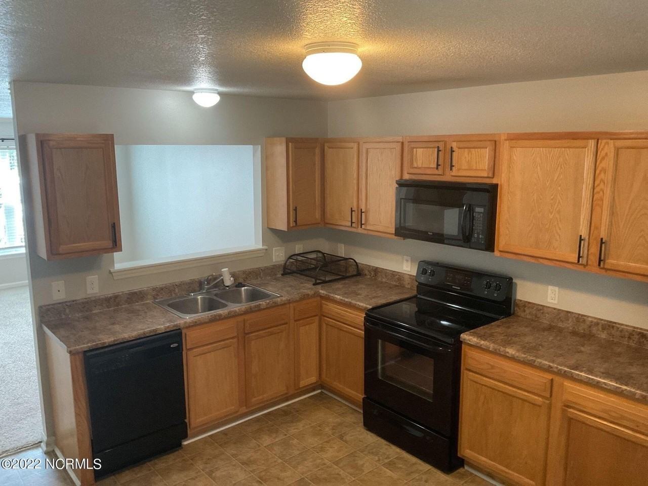 27 E Doris Ave #501 - Photo 7 of 9