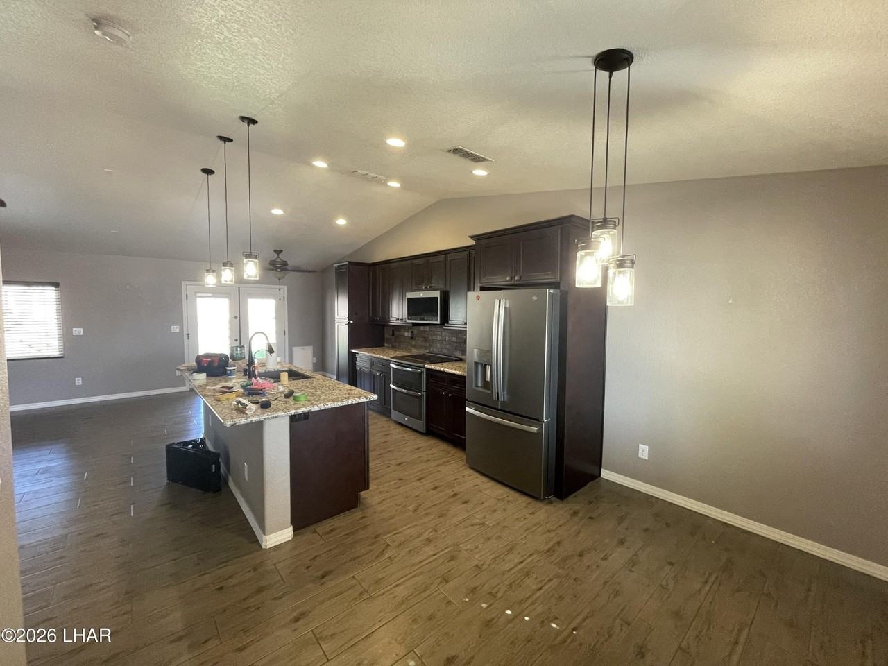 3025 Daytona Ave - Photo 6 of 25