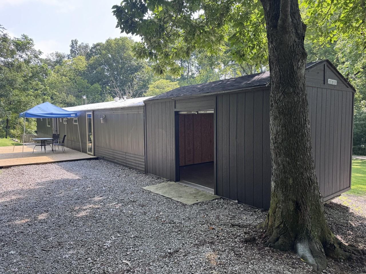 4096 Simpson Ln - Photo 4 of 19