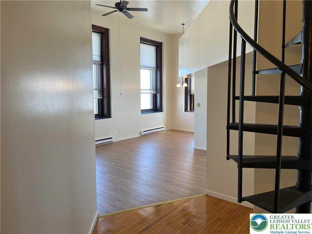 1236 Washington St #305 - Photo 2 of 12
