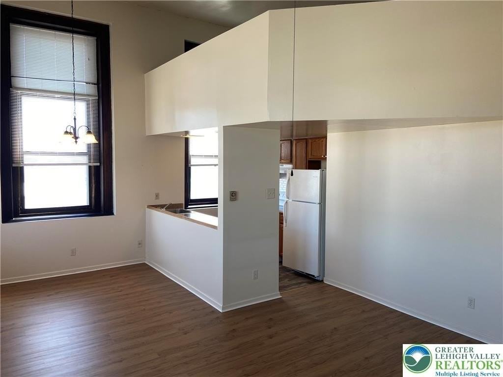 1236 Washington St #305 - Photo 4 of 12