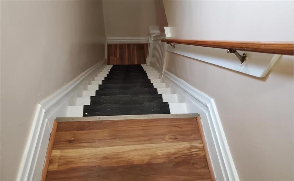 316 Walnut St #REAR - Photo 7 of 11