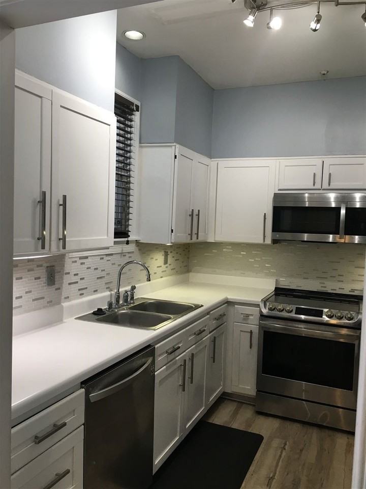 1994 Eastend Dr #6-1 - Photo 5 of 18