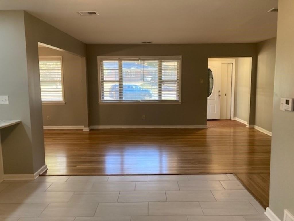 5386 Denwood Ave - Photo 3 of 26