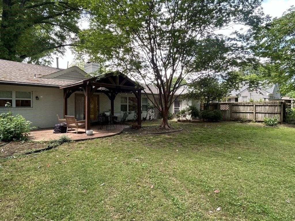 286 Belhaven St - Photo 2 of 22