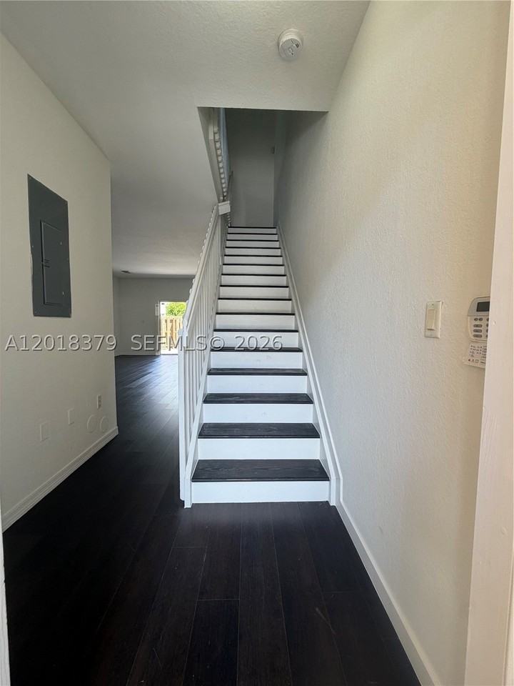 10777 Nw 84th Ln #5-42 - Photo 4 of 28