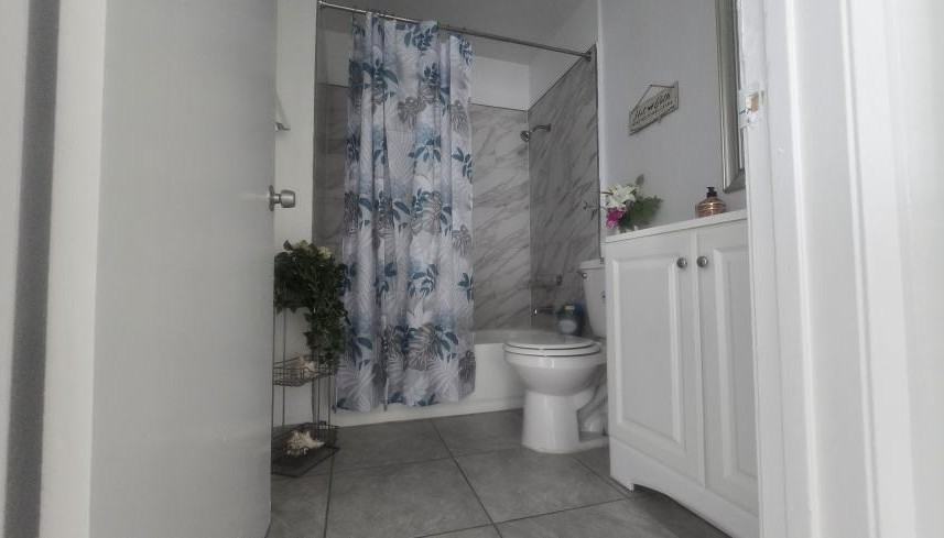 8545 Cedros Ave - Photo 5 of 8