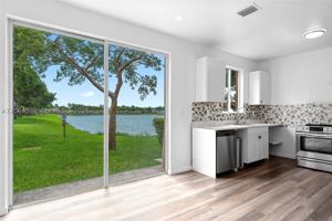 featured image of 2445 Se 14th Ave #375