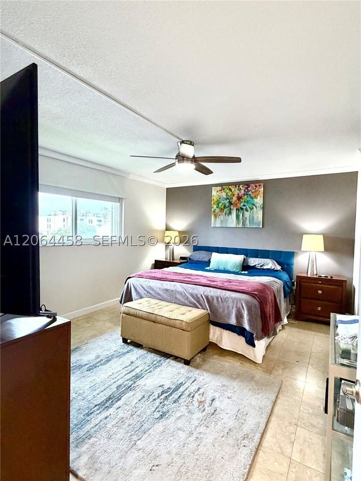 3750 Ne 169th St #311 - Photo 2 of 13