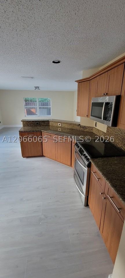 5280 Nw 113th Pl #5280 - Photo 3 of 14