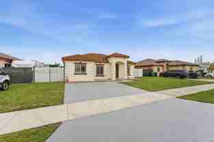 13243 Sw 252nd Ln - Photo 1 of 1