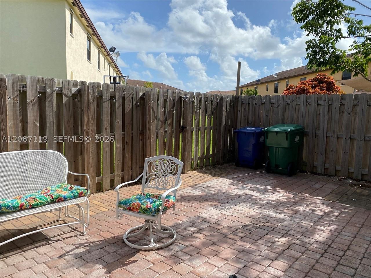 11753 Sw 238th St - Photo 3 of 27