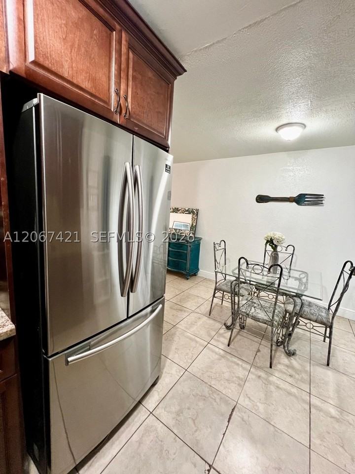 6023 Sw 69th St #78 - Photo 4 of 20