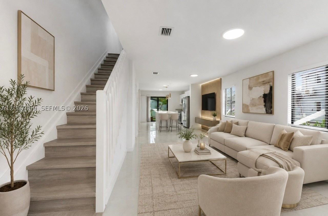 1457 Nw 2nd Ave #1457 - Photo 4 of 27