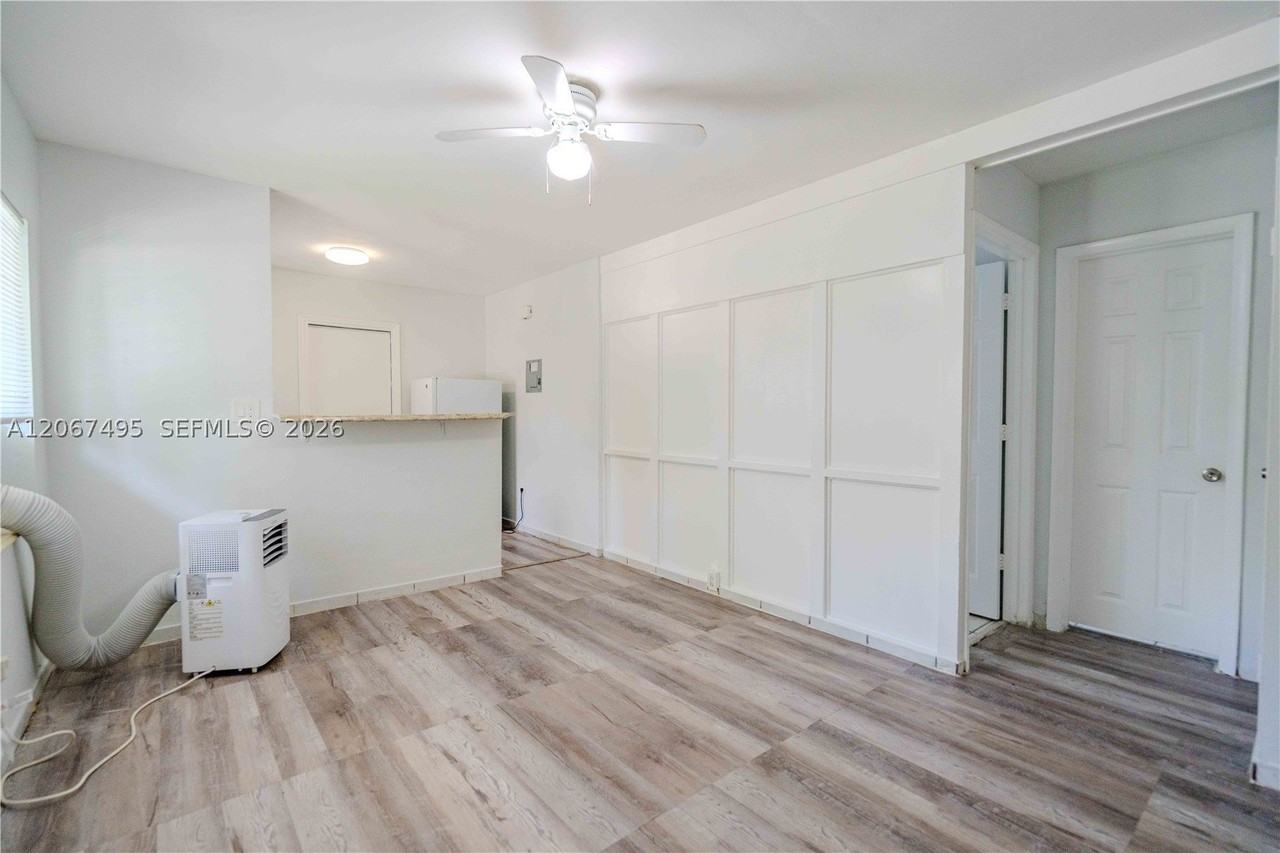 260 Navarre Ave #2 - Photo 4 of 14