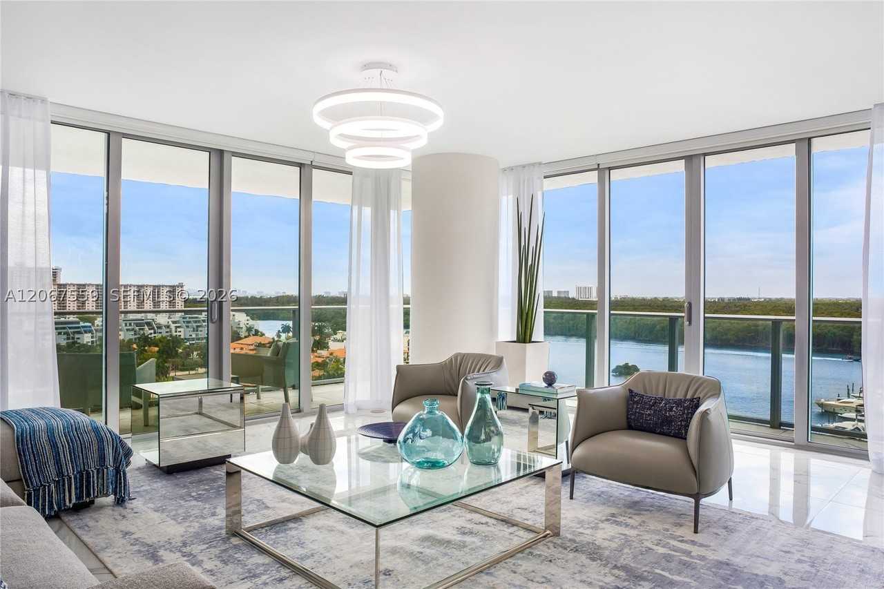 330 Sunny Isles Blvd