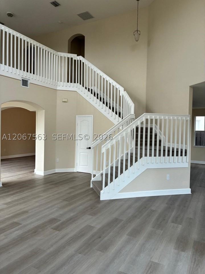 8205 Nw 116th Ave #0 - Photo 7 of 29