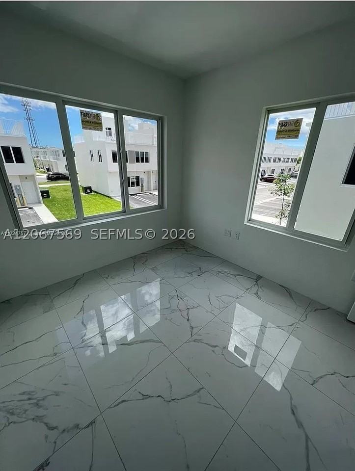 25859 Sw 144th Ct - Photo 3 of 18