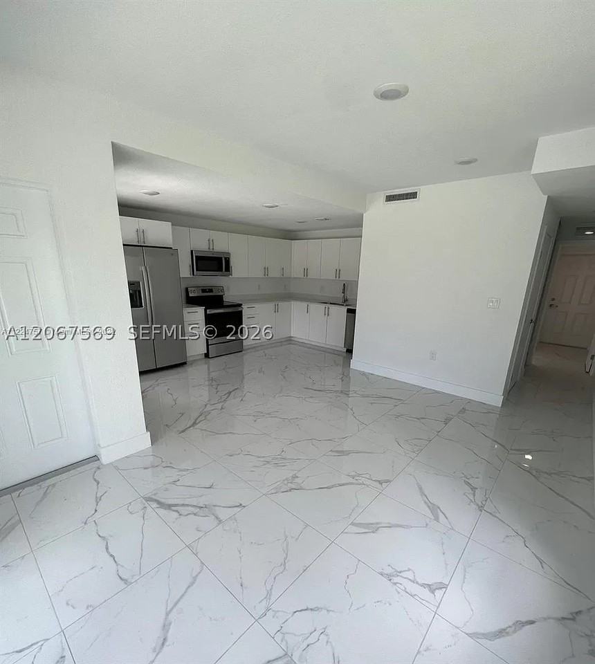 25859 Sw 144th Ct - Photo 7 of 18