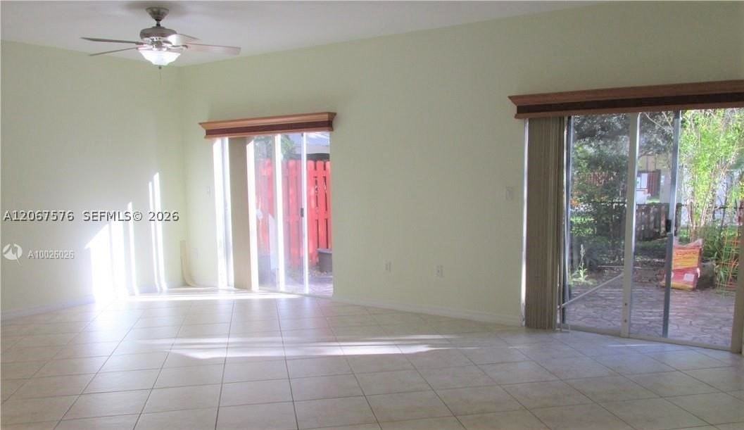 12738 Sw 49th Ct #12738 - Photo 3 of 17