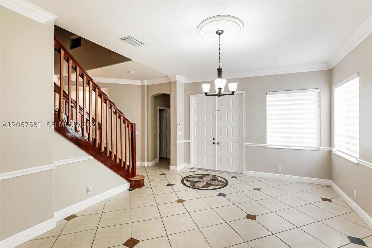 16324 Sw 15th St - Photo 6 of 18