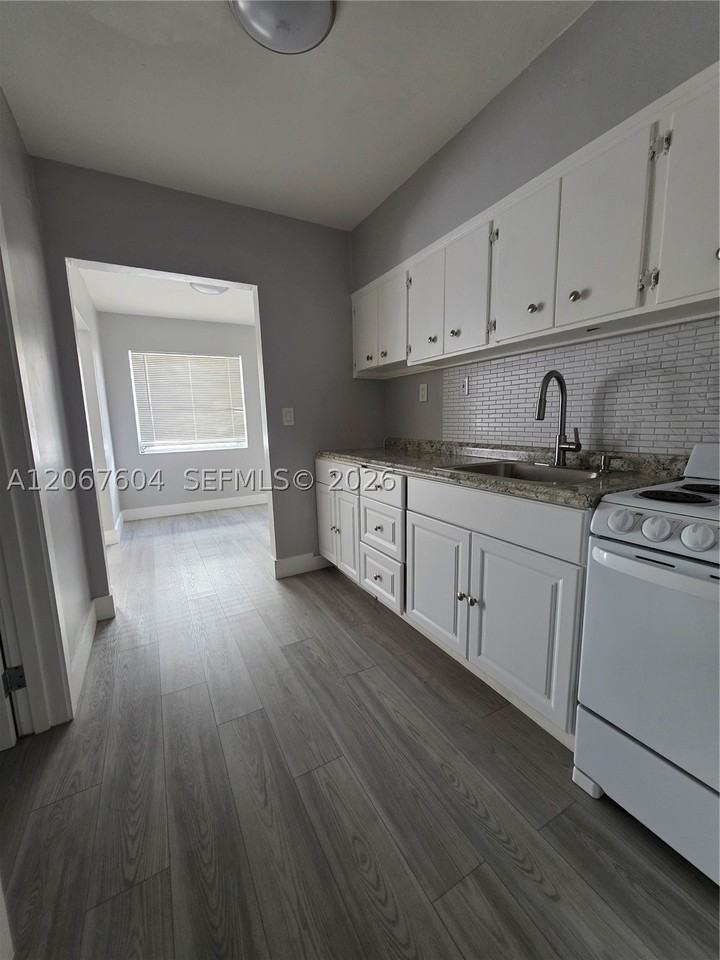 85 Esplanade Dr #C - Photo 7 of 7