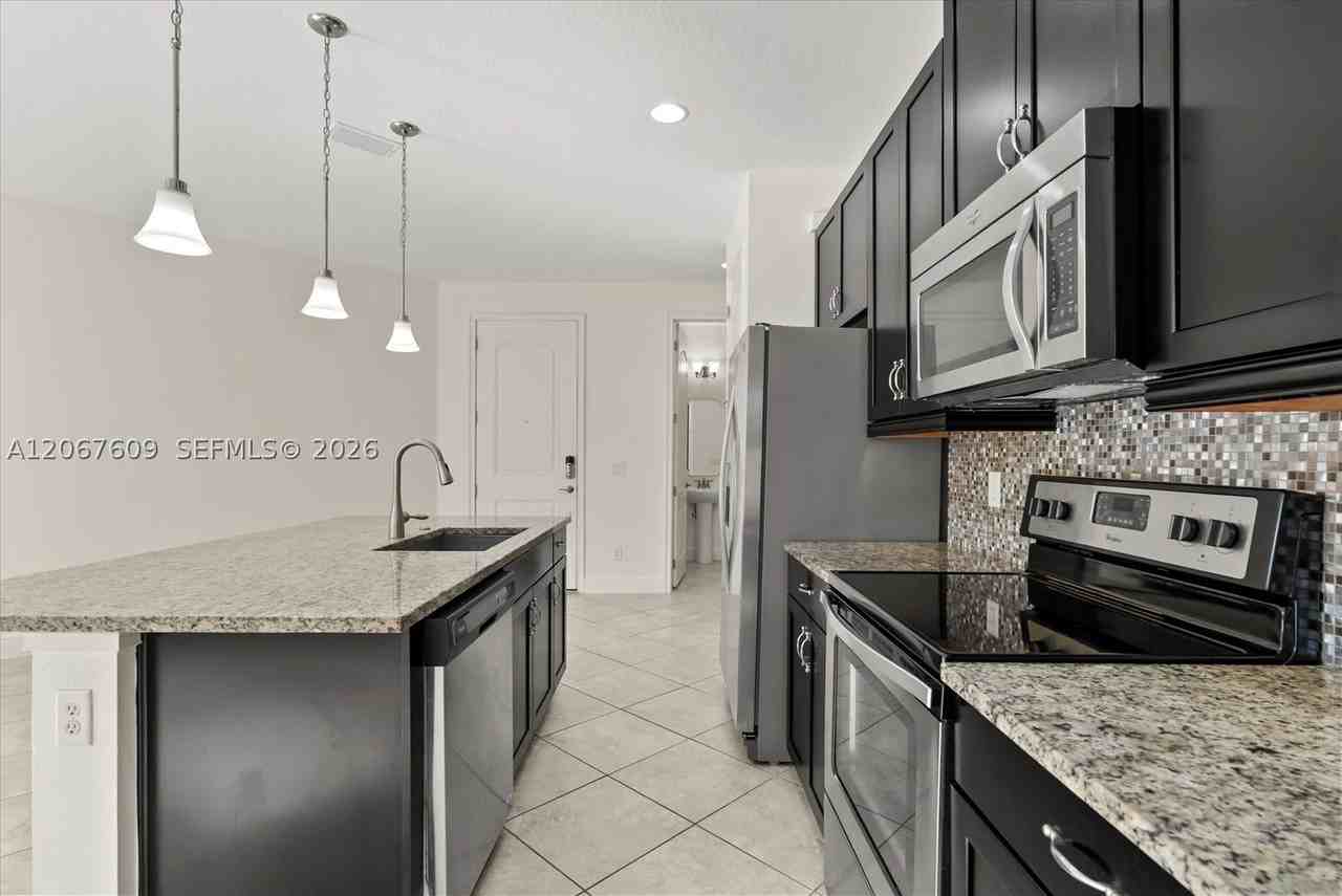 9829 Winnington St #9829 - Photo 6 of 33