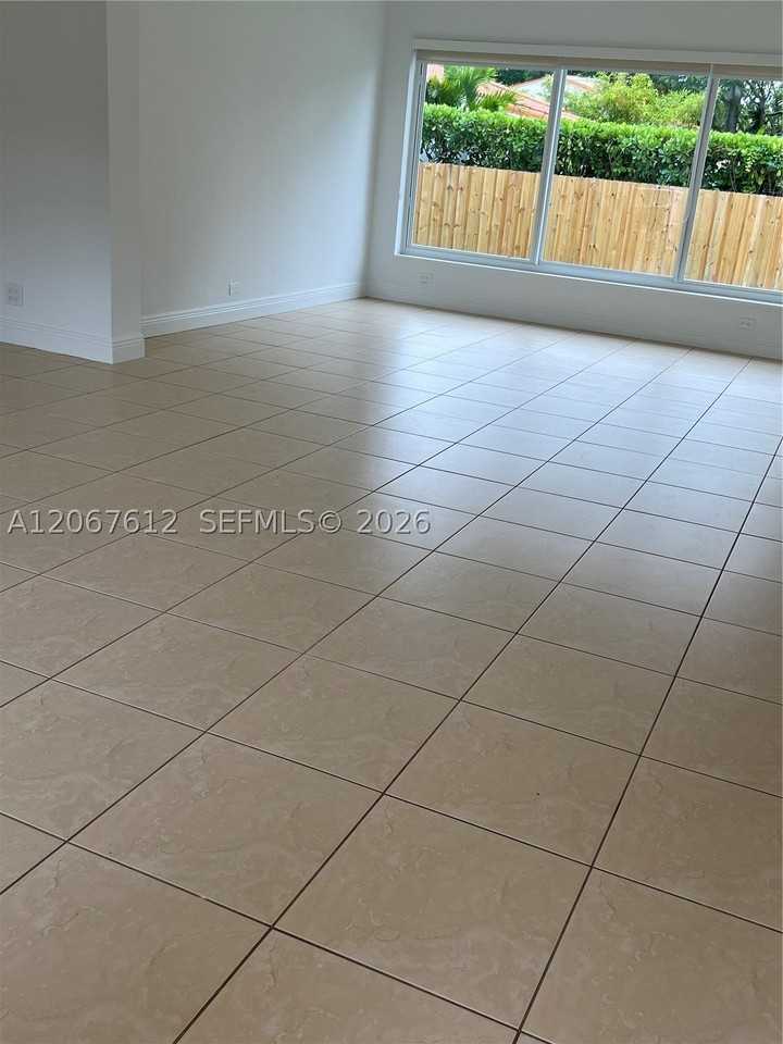 110 Sw 30th Rd - Photo 6 of 29