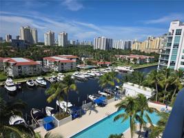 featured image of 3029 Ne 188th St #819