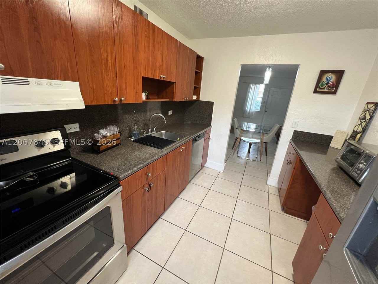 458 Sw 10th St #4 - Photo 2 of 15