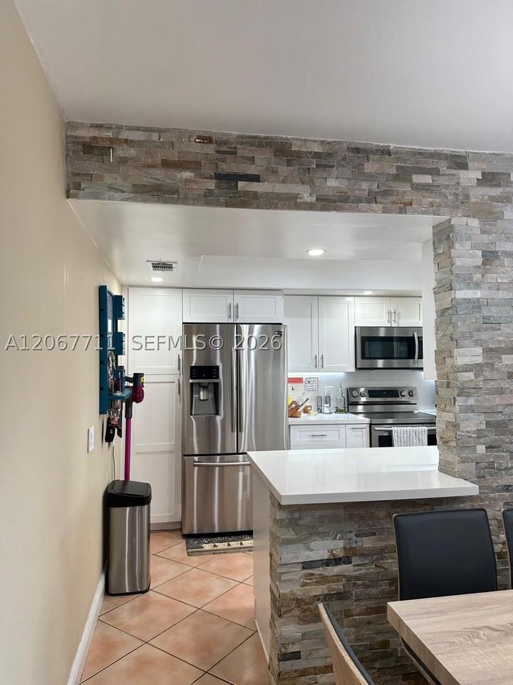 4810 Sw 152nd Pl #H87 - Photo 2 of 33