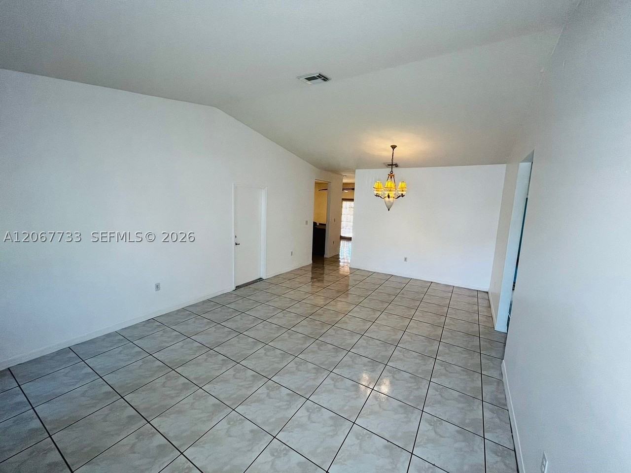 16244 Sw 95th St - Photo 5 of 25