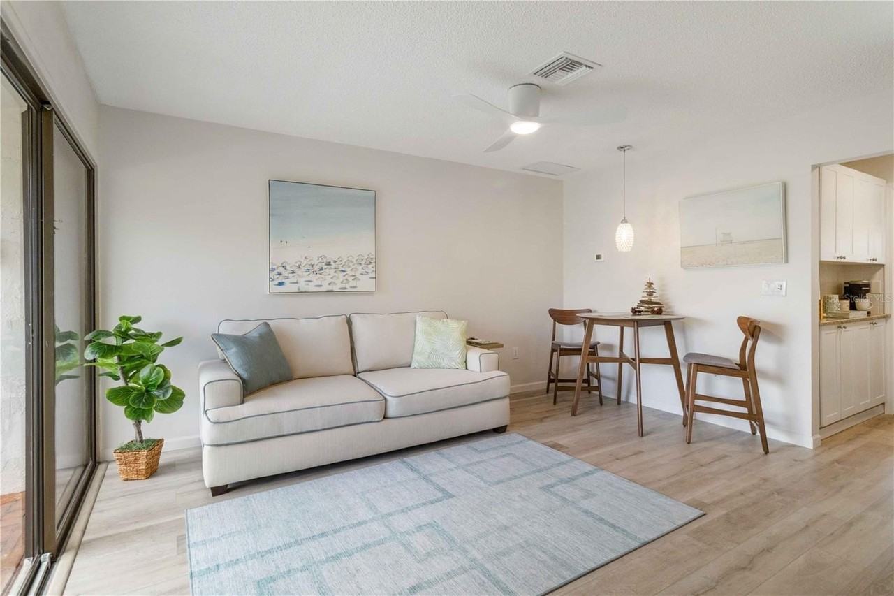 3505 Longmeadow #3 - Photo 6 of 28
