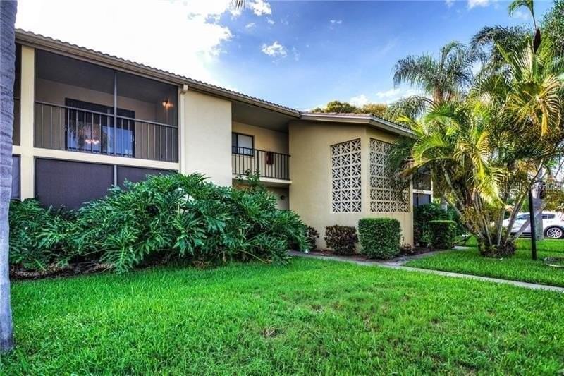 2415 Bayshore Gardens Pkwy #7 - Photo 2 of 24