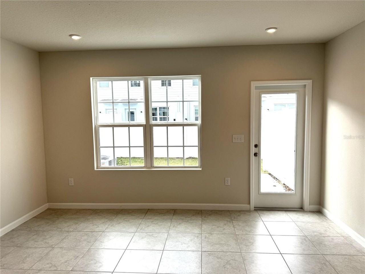 4612 Old Blush St - Photo 2 of 19