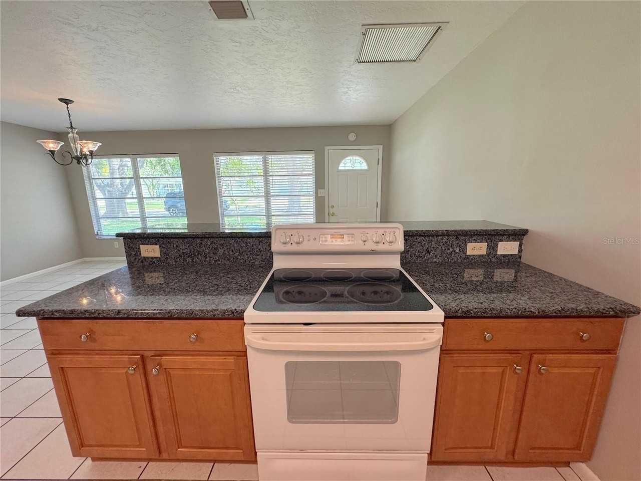 3883 Hawkeye Cir - Photo 5 of 25