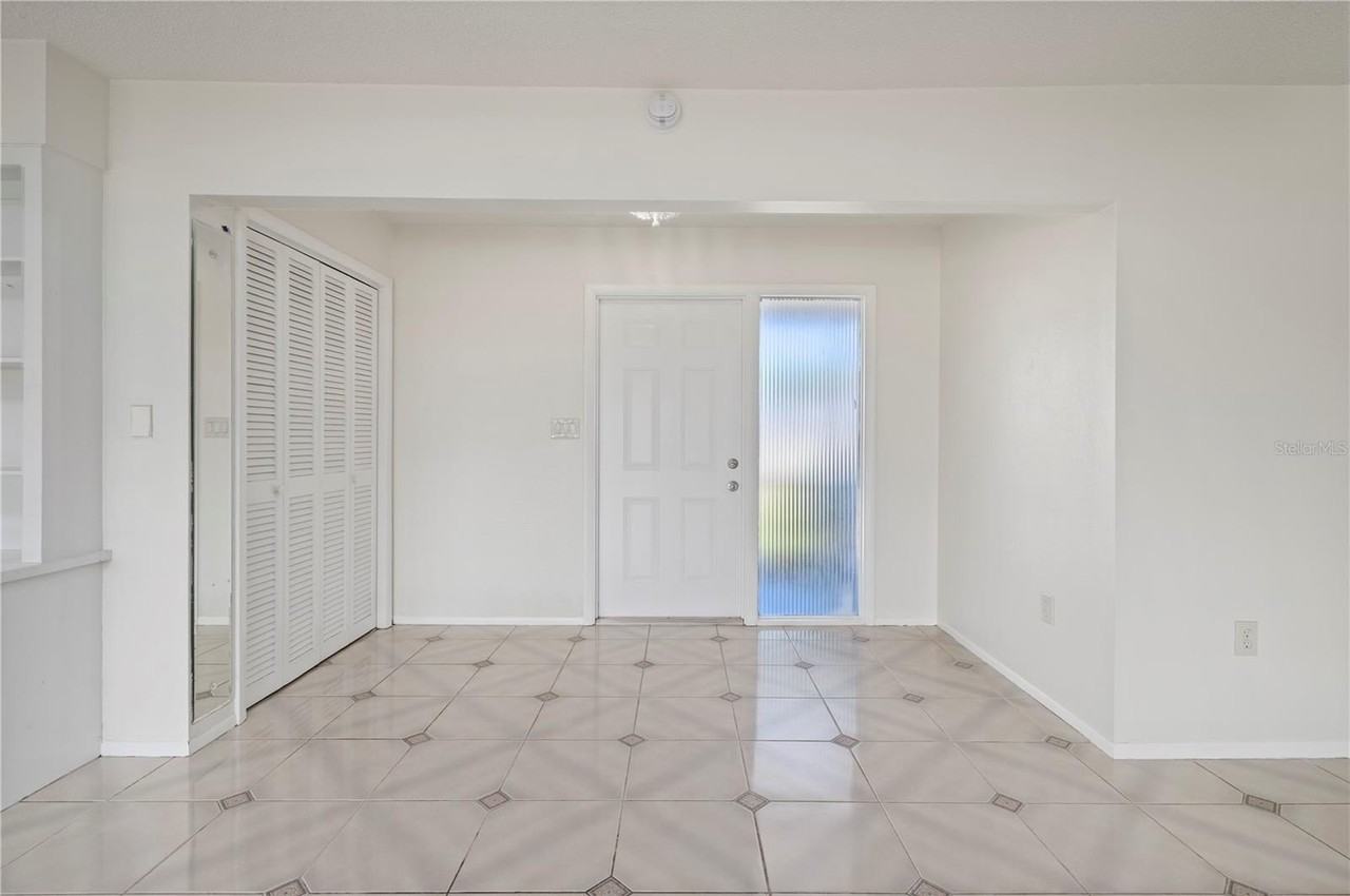 110 Gulfview Rd - Photo 7 of 46